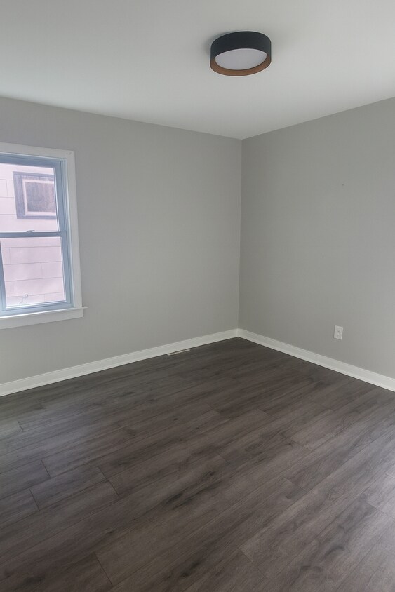 Foto del edificio - 13593 Meyers Rd