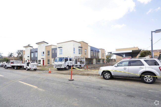 Building Photo - 21721 Moneta Ave