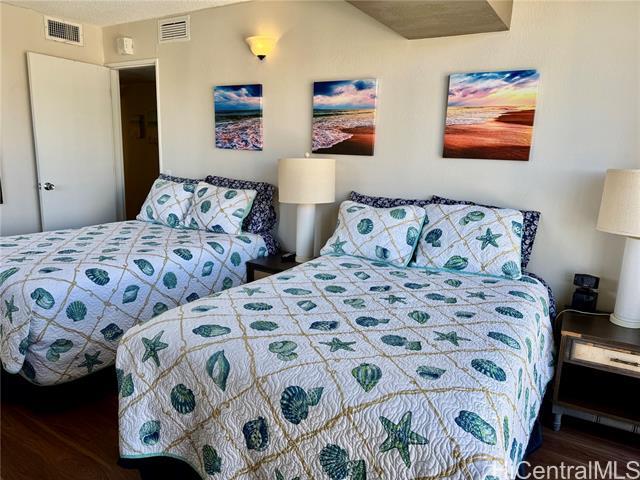 Foto del edificio - 2440 Kuhio Ave.