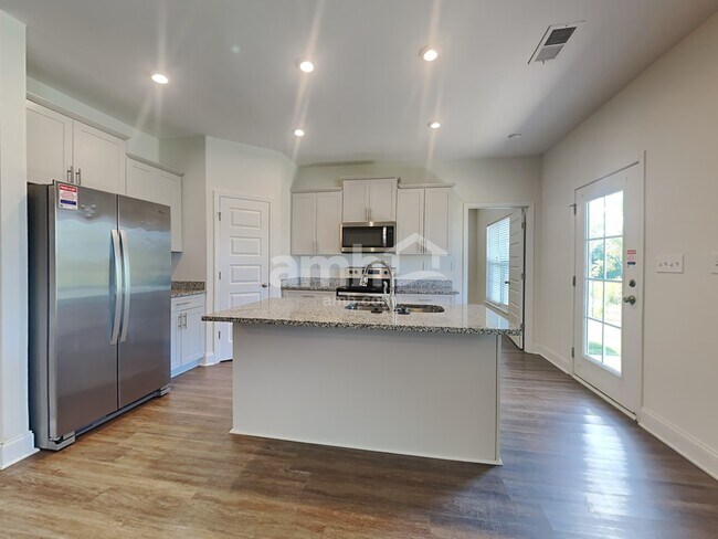 Foto del edificio - 5019 Mountain Springs Rd