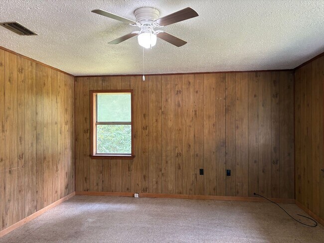 Foto del edificio - Spacious 3 bedroom/1.5 bath house in Mansfield, LA!