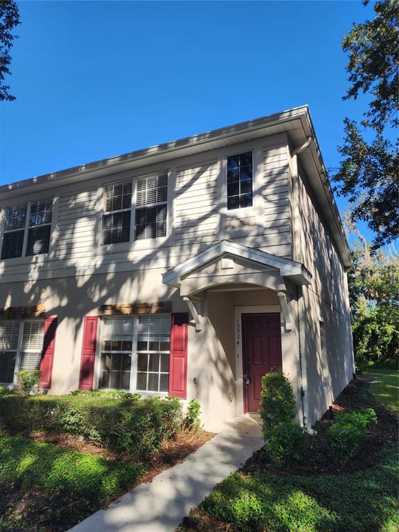 Foto principal - 15924 Fishhawk Creek Ln