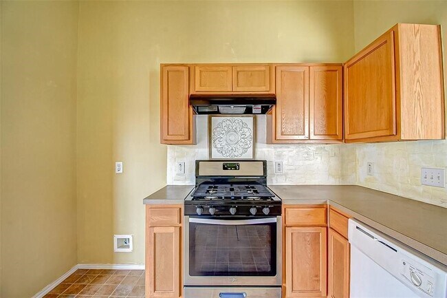 Foto del edificio - 21206 Wortham Oaks Dr