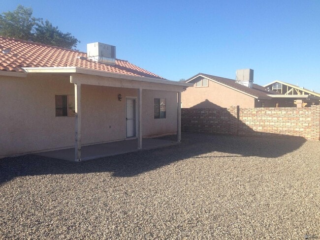 Building Photo - 10176 E 37th St