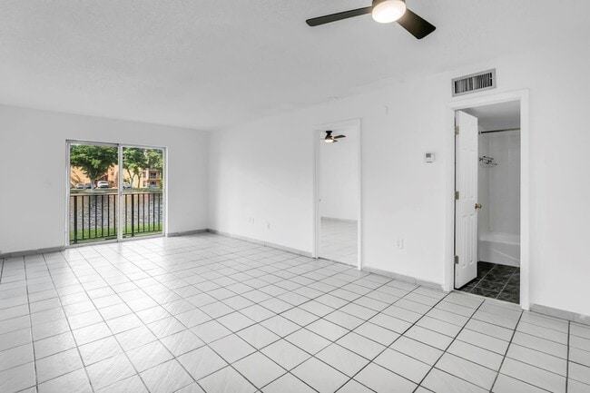 Foto del edificio - 4707 NW 7th St