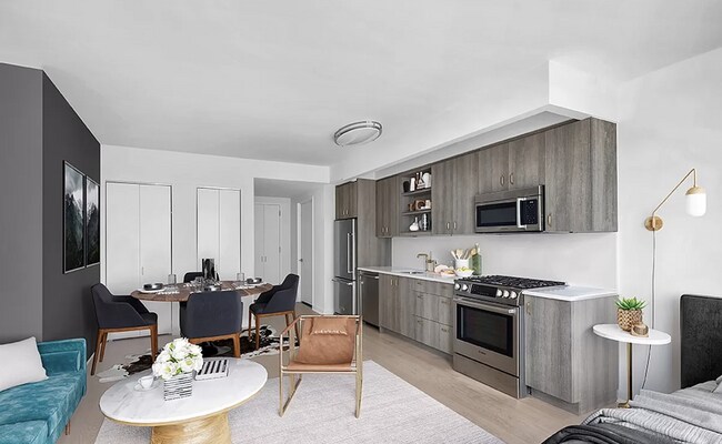 Foto del edificio - 313 E 52nd St
