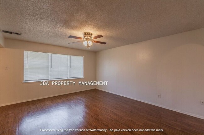 Foto del edificio - 1764 Farleigh Ct