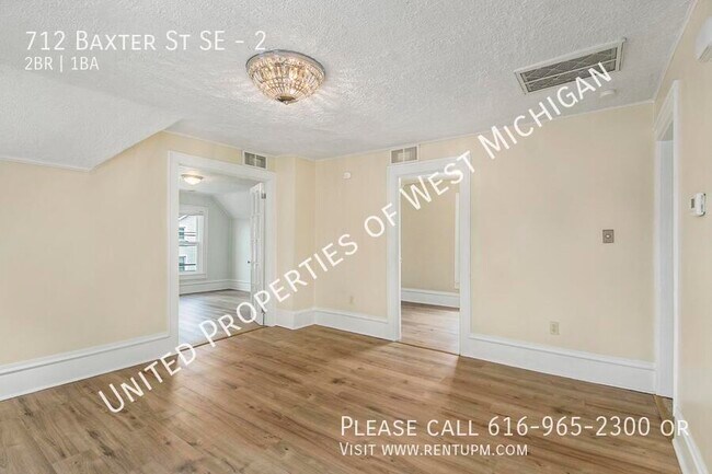 Foto del edificio - 712 Baxter St SE