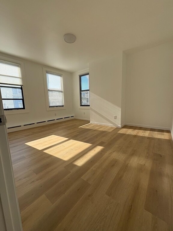 Foto del edificio - 286 Princeton St