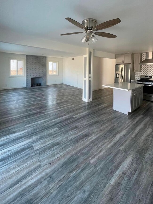 Photo - 14521 Ontario Dr House
