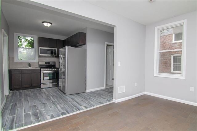 Primary Photo - 83 Williams Ave