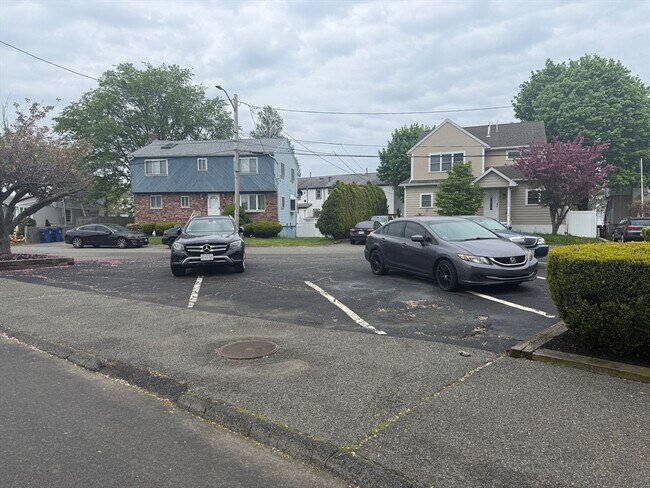 Foto del edificio - 41 Broadsound Ave