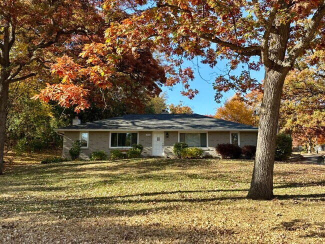 Front Yard - 12928 Excelsior Blvd
