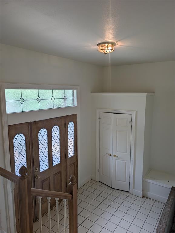 Building Photo - 6002 Shadow Valley Cove
