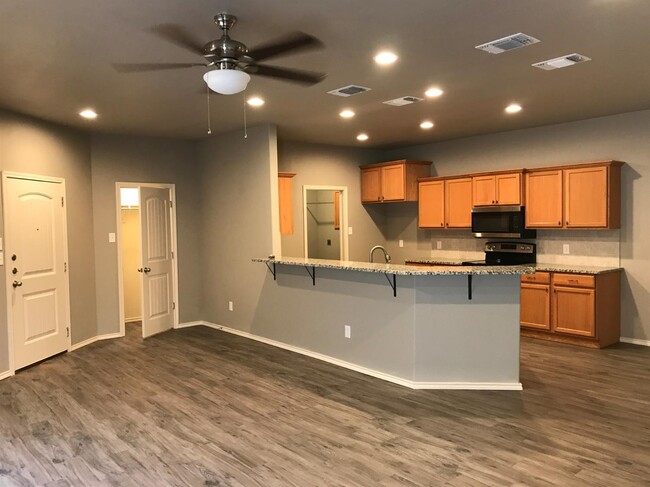 Building Photo - 1205 Preston Trail