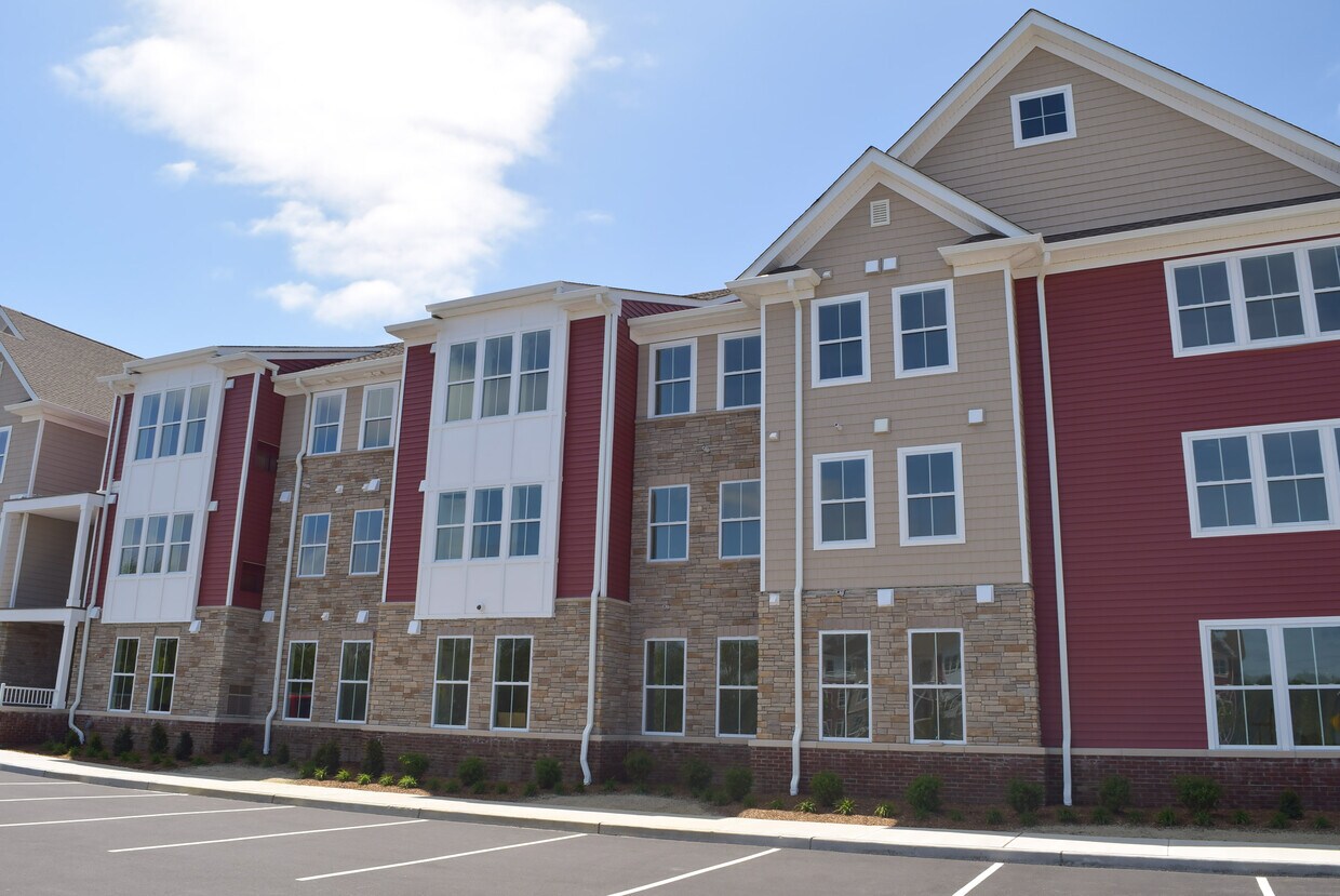 The Willows at Hartford Road Apartments in Medford, NJ