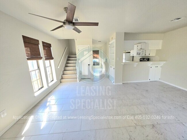 Foto del edificio - West Norman 2 Bed 1.5 Bath Fully Remodeled...
