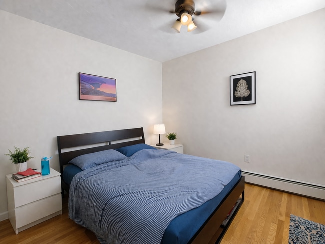 Photo - 1054 Cambridge St Apartment