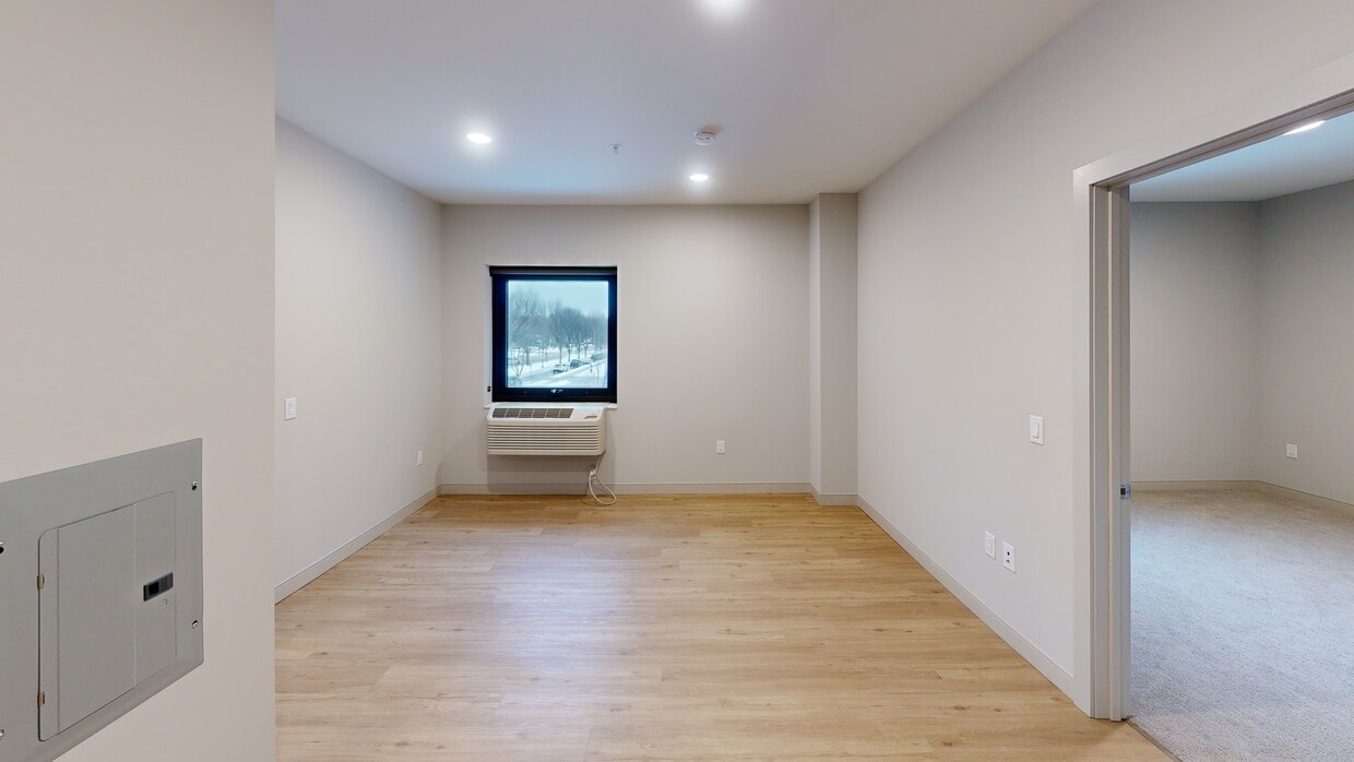 Photo - Holden House