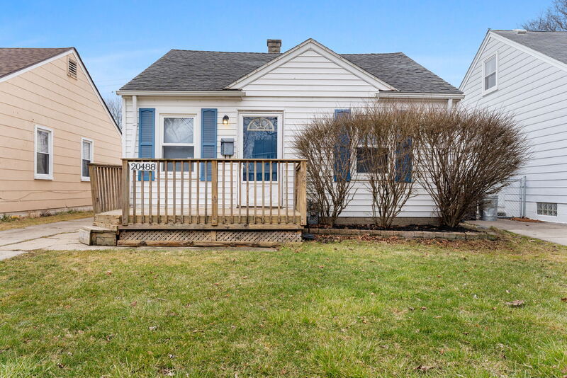 20488 Hollywood St, Harper Woods, MI 48225 House Rental in Harper