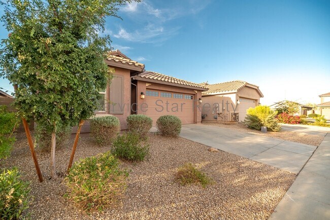 Foto del edificio - 6322 W Illini St