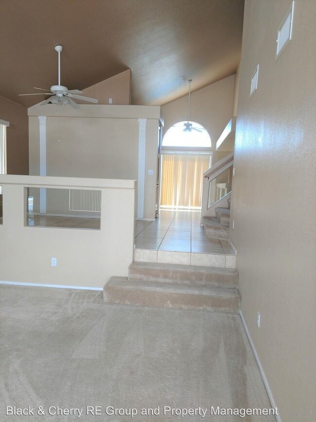 Building Photo - 10143 Thunder Rapids Ct