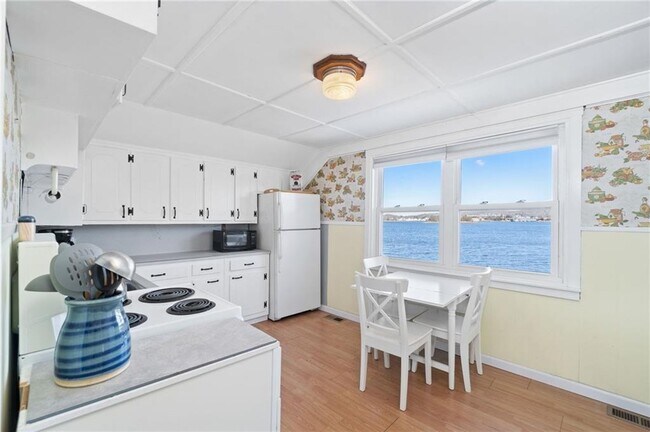 Foto del edificio - 15 Cedar Ave