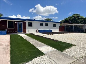 Building Photo - 2115 NW 185th St