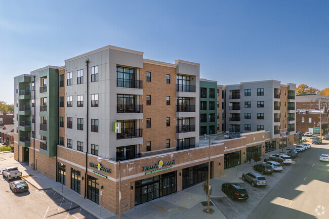 Building Photo - Hibernia Apartments