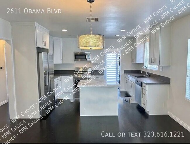 Building Photo - 2611 Obama Blvd