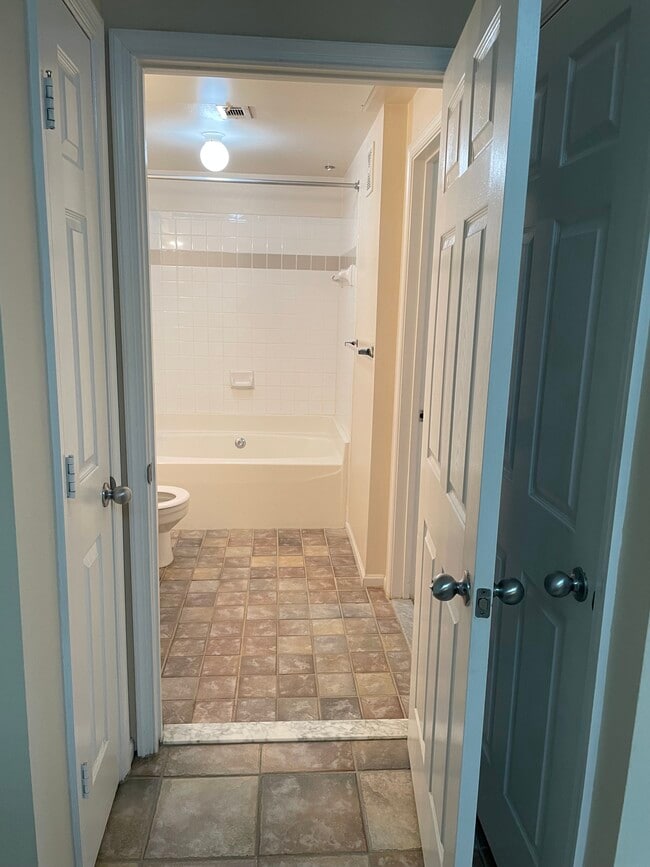 Closets in the hallway - 3021 Nicosh Cir