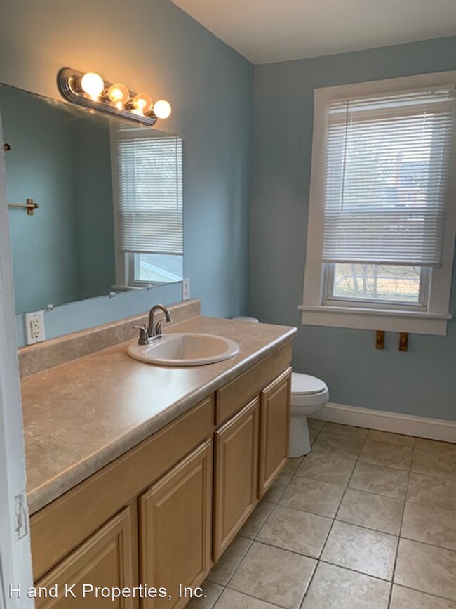 Foto del edificio - 3 br, 2 bath House - 104 Taylor St.