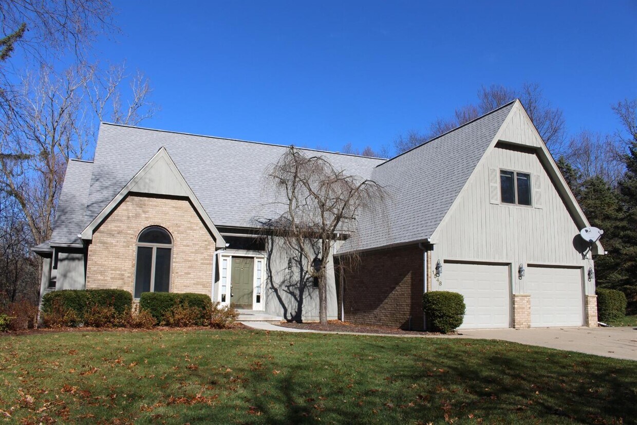 Foto principal - 1548 Windy Ridge Ct