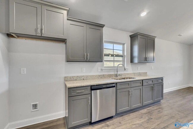 Building Photo - 223 Gwinnett Dr