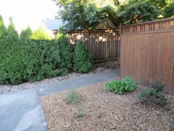 Primary Photo - 3527 SE Wake St