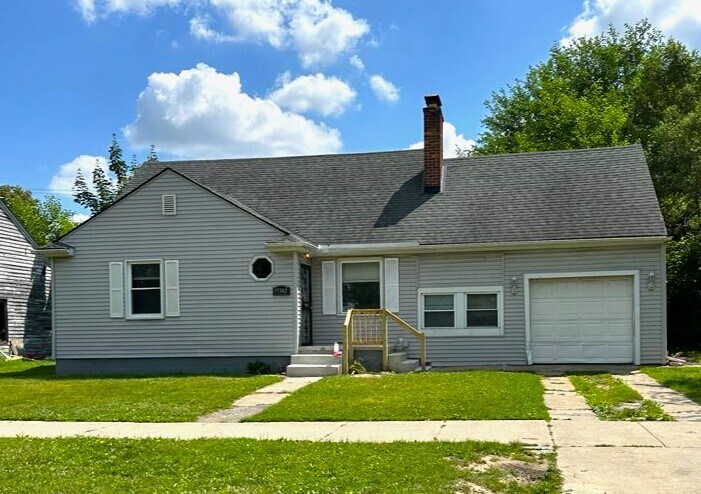 Primary Photo - 17342 Evergreen Rd