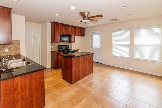 Building Photo - 13110 Candlewood Glen Ln