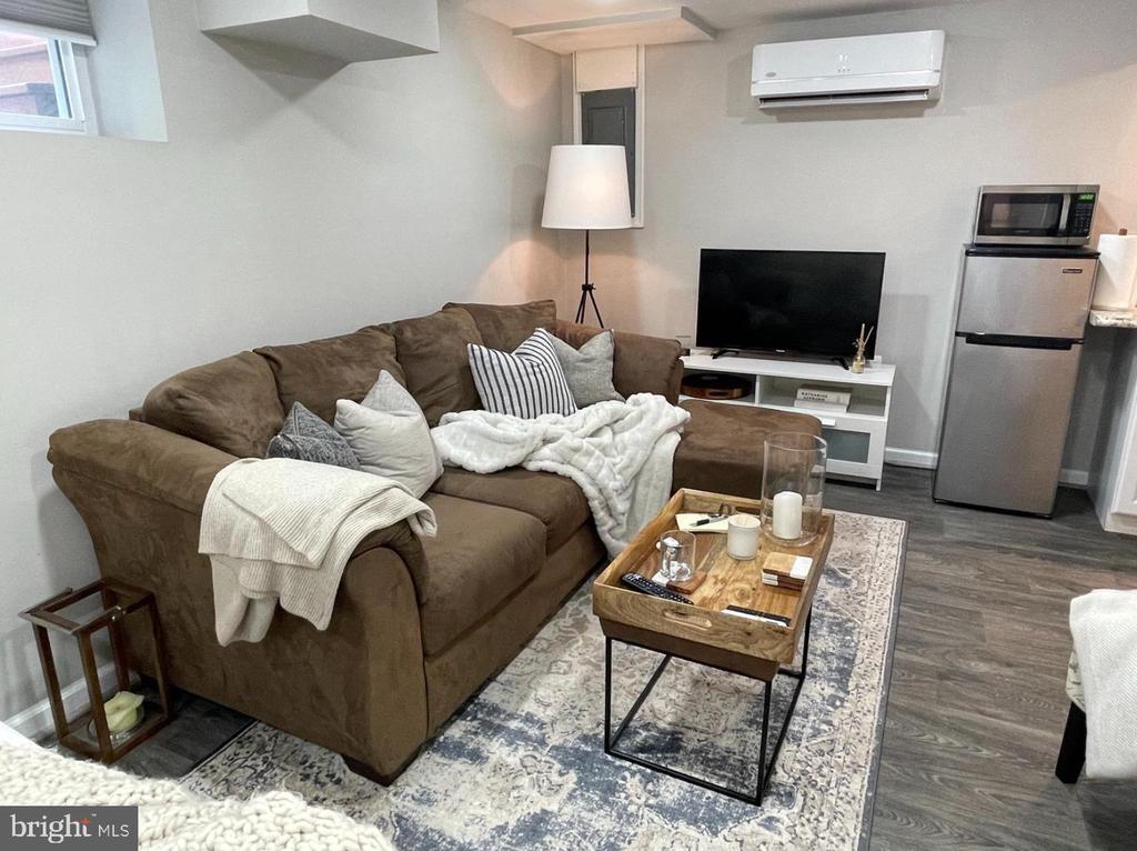 Foto principal - 3616 Oval Dr