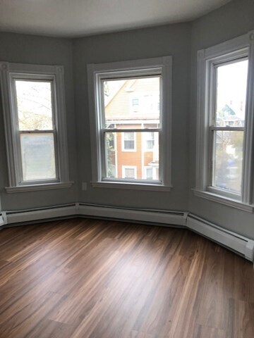 Building Photo - 19 Page St