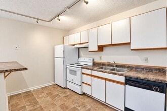 Building Photo - 6810-6810 63rd Ave N