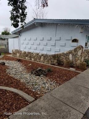 Primary Photo - 782 Music Ave