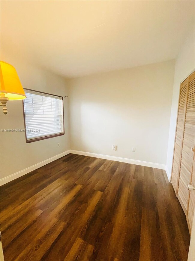 Foto del edificio - 2391 NW 96th Terrace