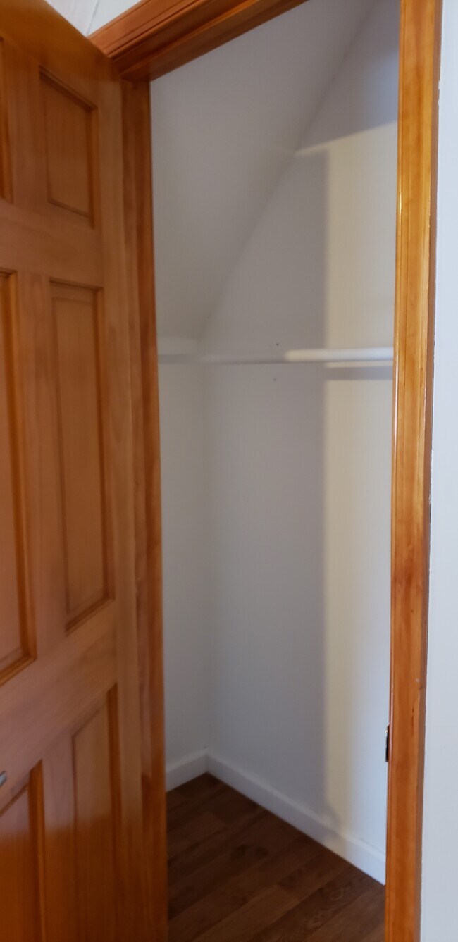 Armario del dormitorio 2 - 6366 S Old 3C Hwy