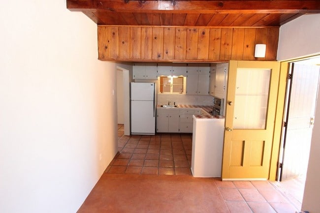 Building Photo - 3319 E Willard Street 3 Tucson AZ 85716