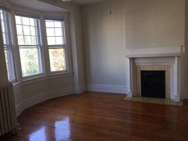Foto del edificio - 2207 W Grace St