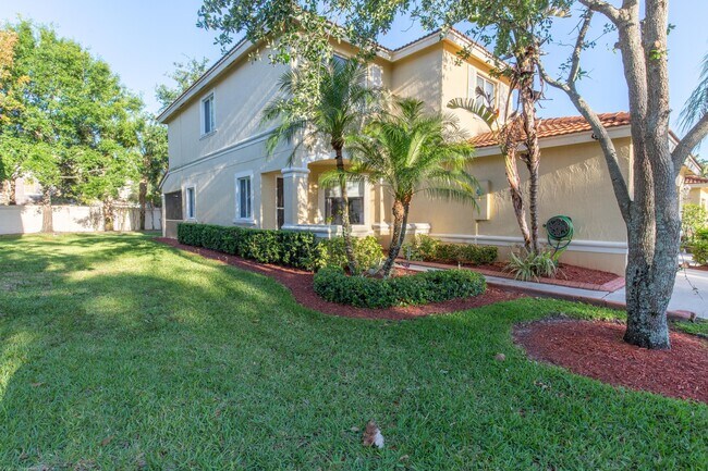 Building Photo - 1011 Arezzo Cir
