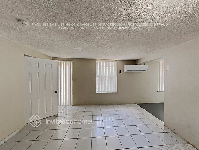 Foto del edificio - 5735 Hayes St