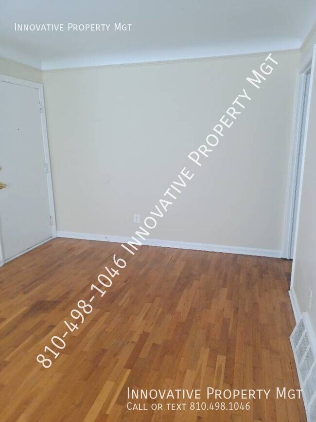 Building Photo - Beautiful 2 bedroom 1 bath home. 200 Dolla...