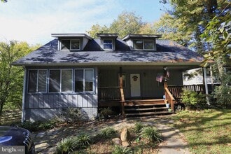Building Photo - 1209 Merton Trail