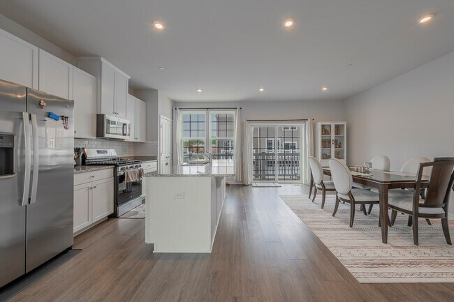 Foto del edificio - 920 Jenkins Ct